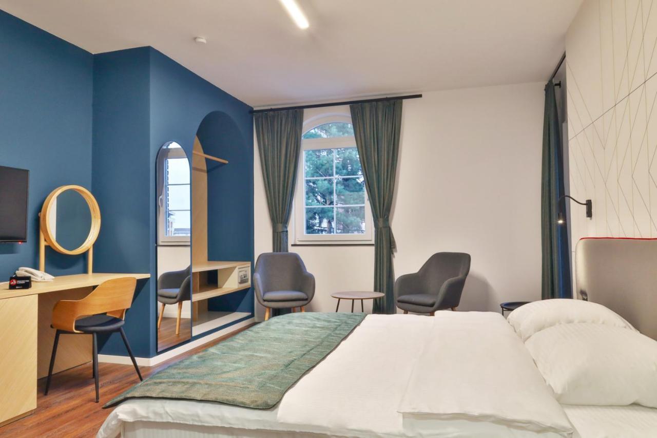 Benelux Hotel Πέγια Εξωτερικό φωτογραφία